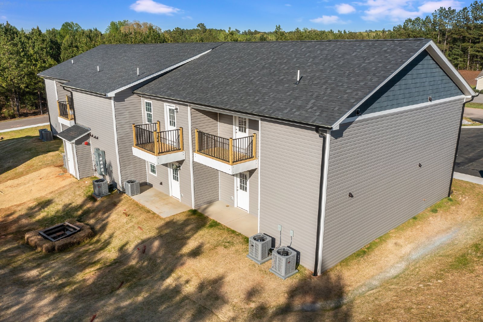 122 Brookside Lane! property image