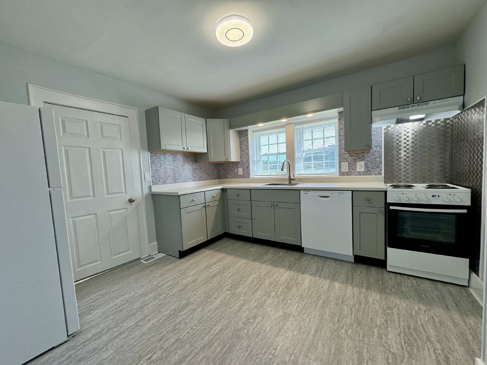 Location, Community, and Quality Living, Starts Here! property image
