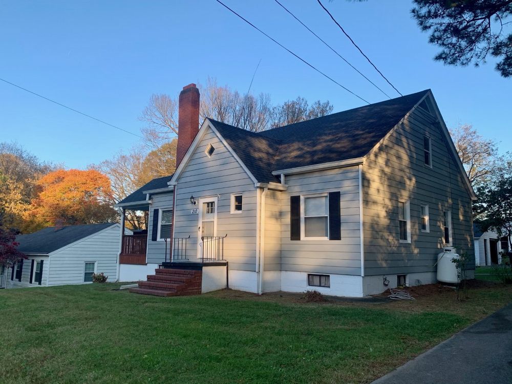 210 N. Brunswick Ave. South Hill, VA 23970 Pointe Realty Group