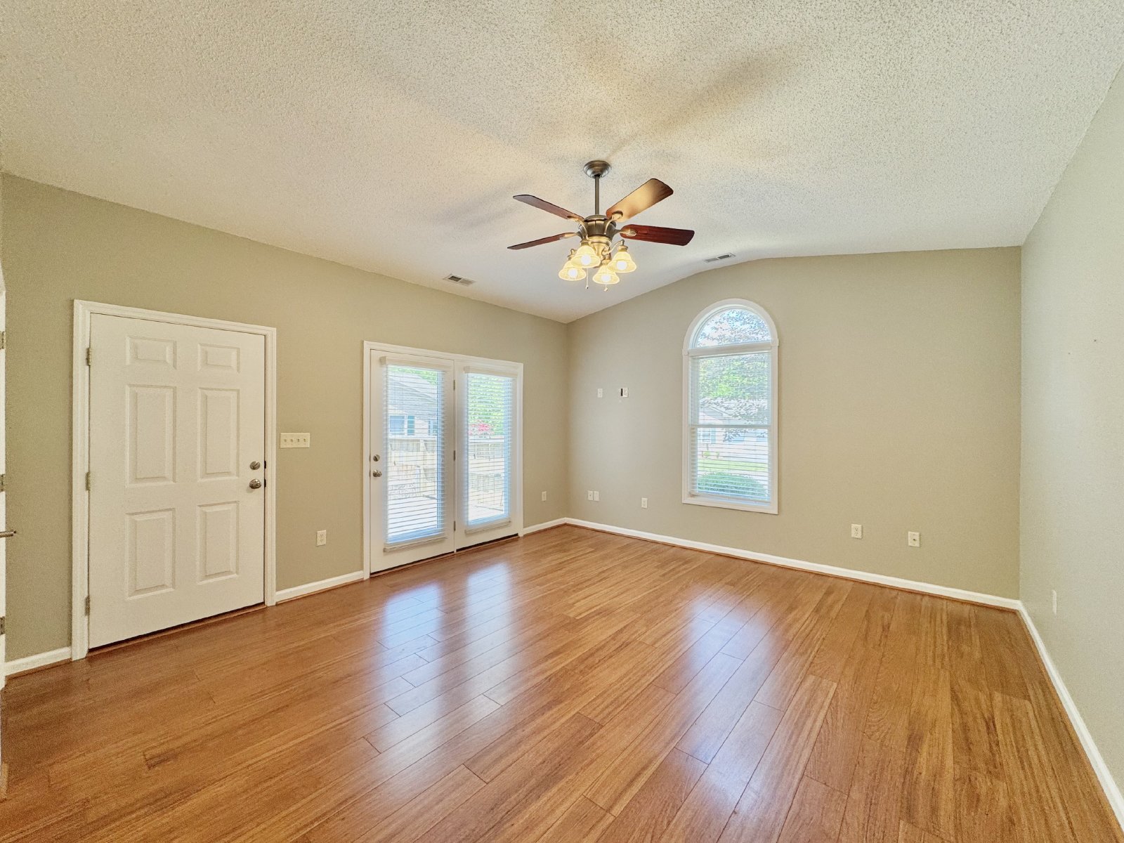 Beaver Creek 3 Bedroom/2 Bathroom Condo property image