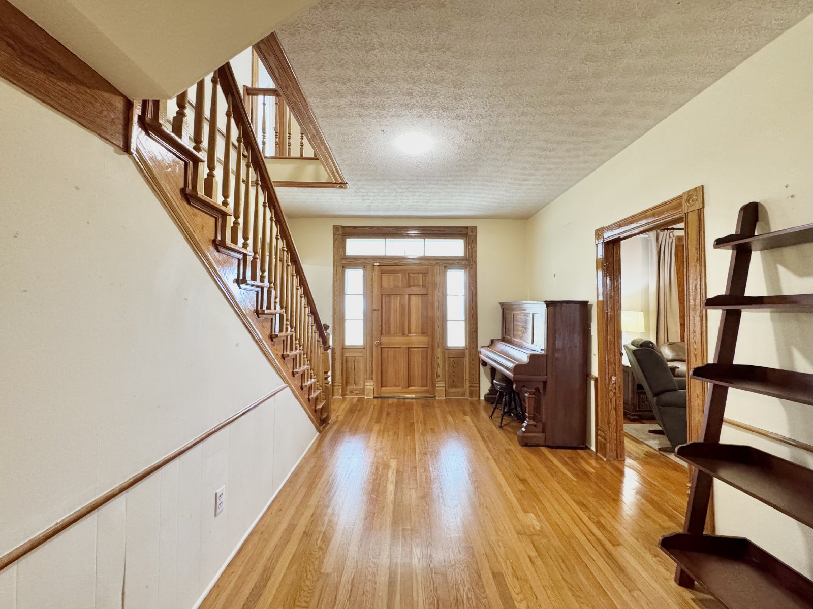 Country Living property image