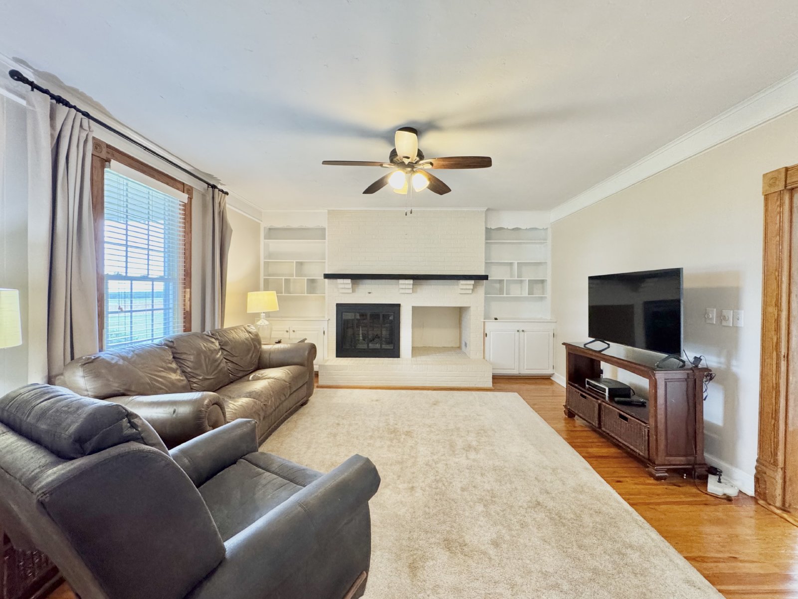 Country Living property image