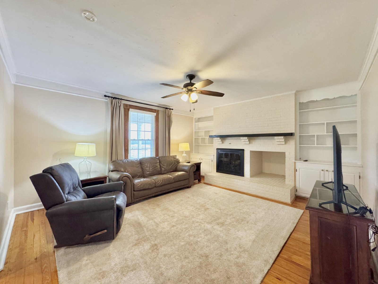 Country Living property image